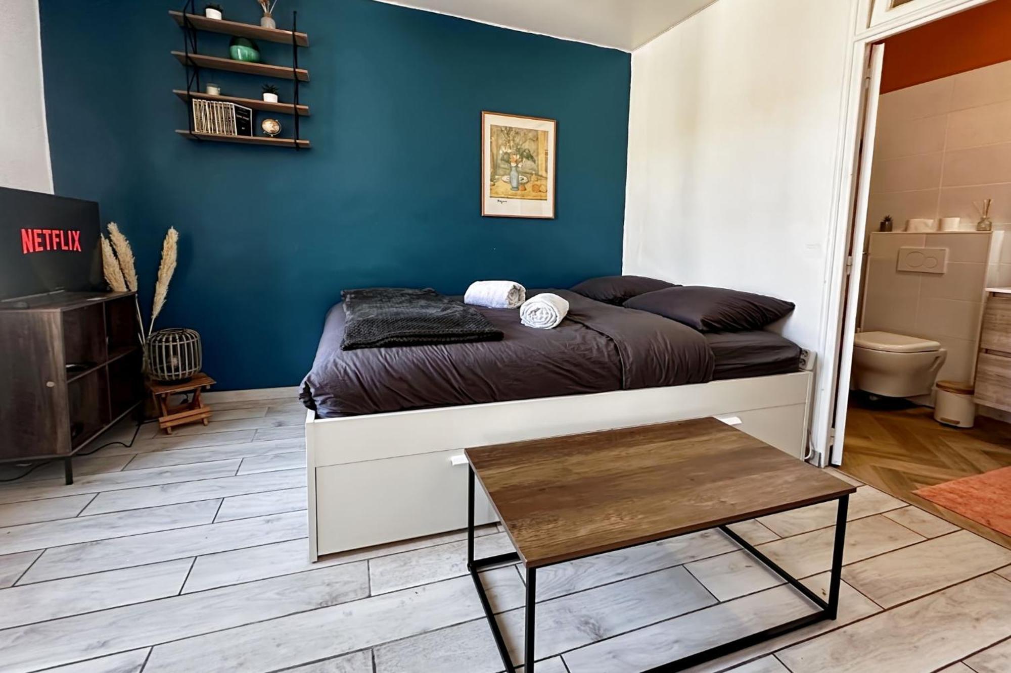 Appartement Entier Cosy Avec Balcon - Centre Монпелие Екстериор снимка